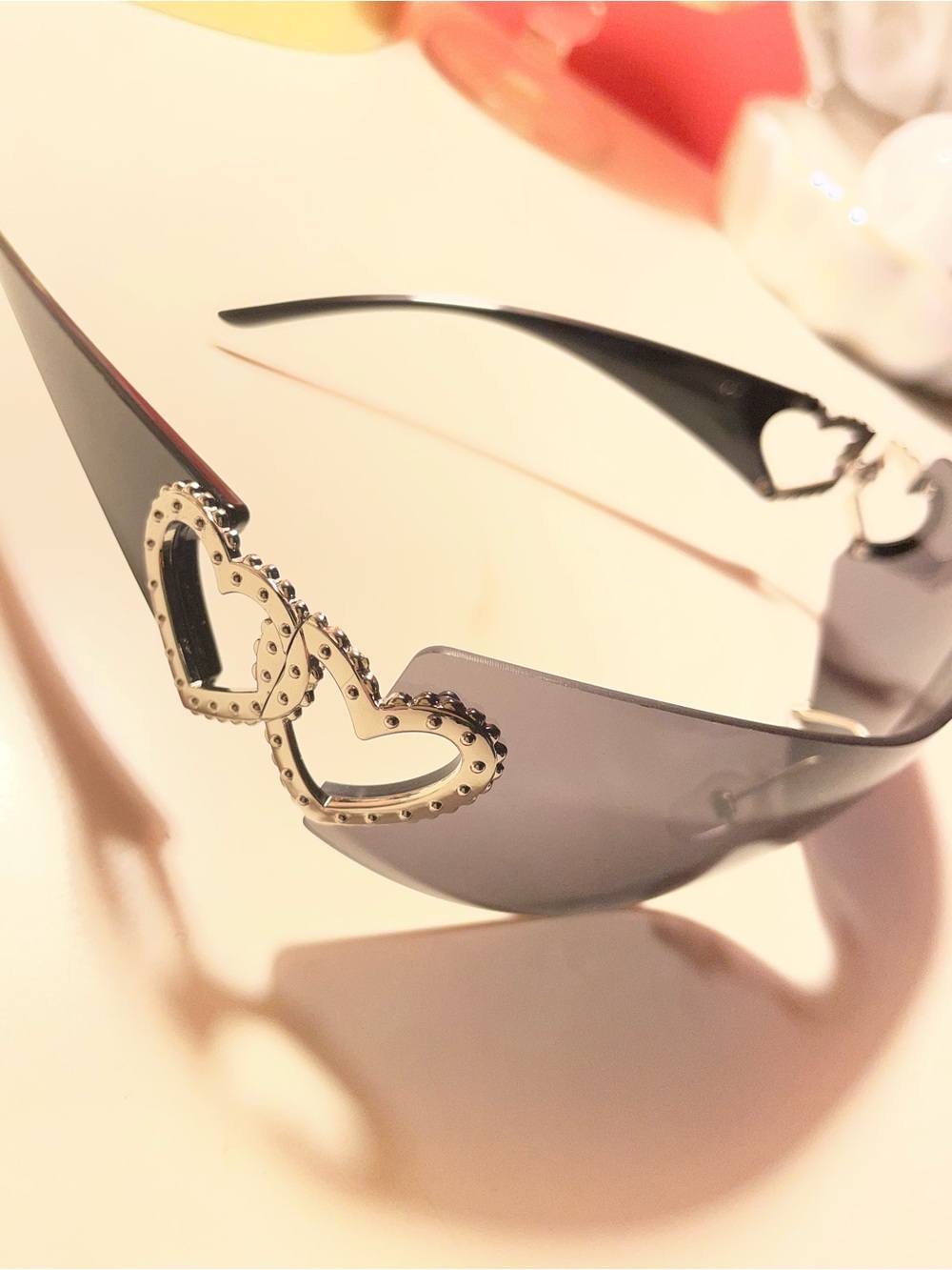 Women's Sunglasses Silver Hearts - Gray Lens - Picture 2 of 4